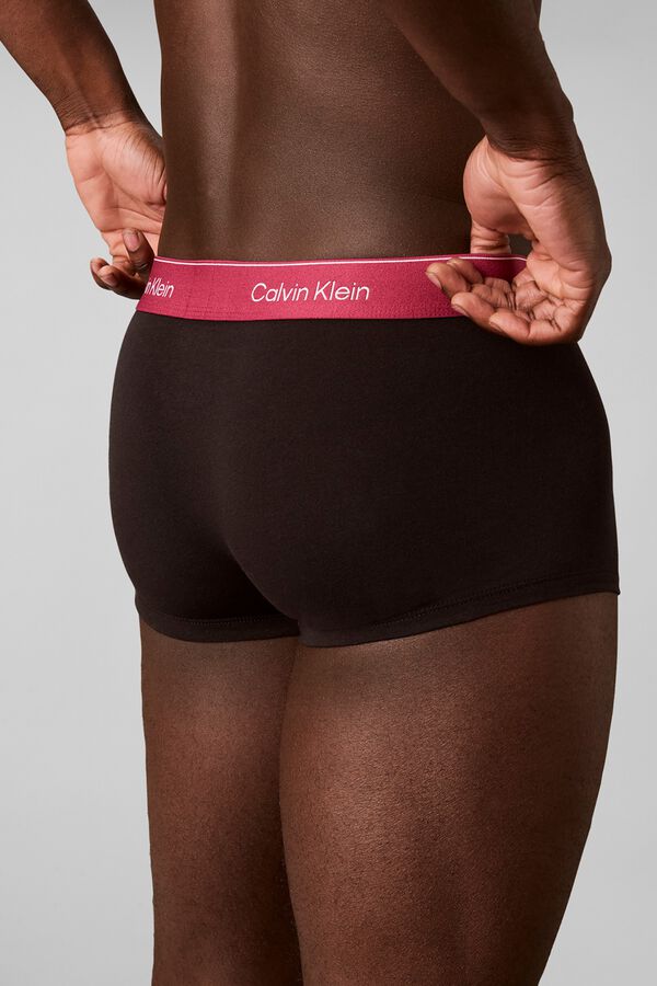 Calvin Klein Pack of 3 short boxers red