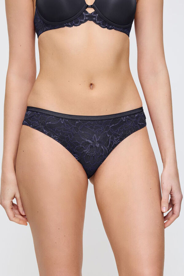 Triumph Braga brasile&ntilde;a con encaje gris