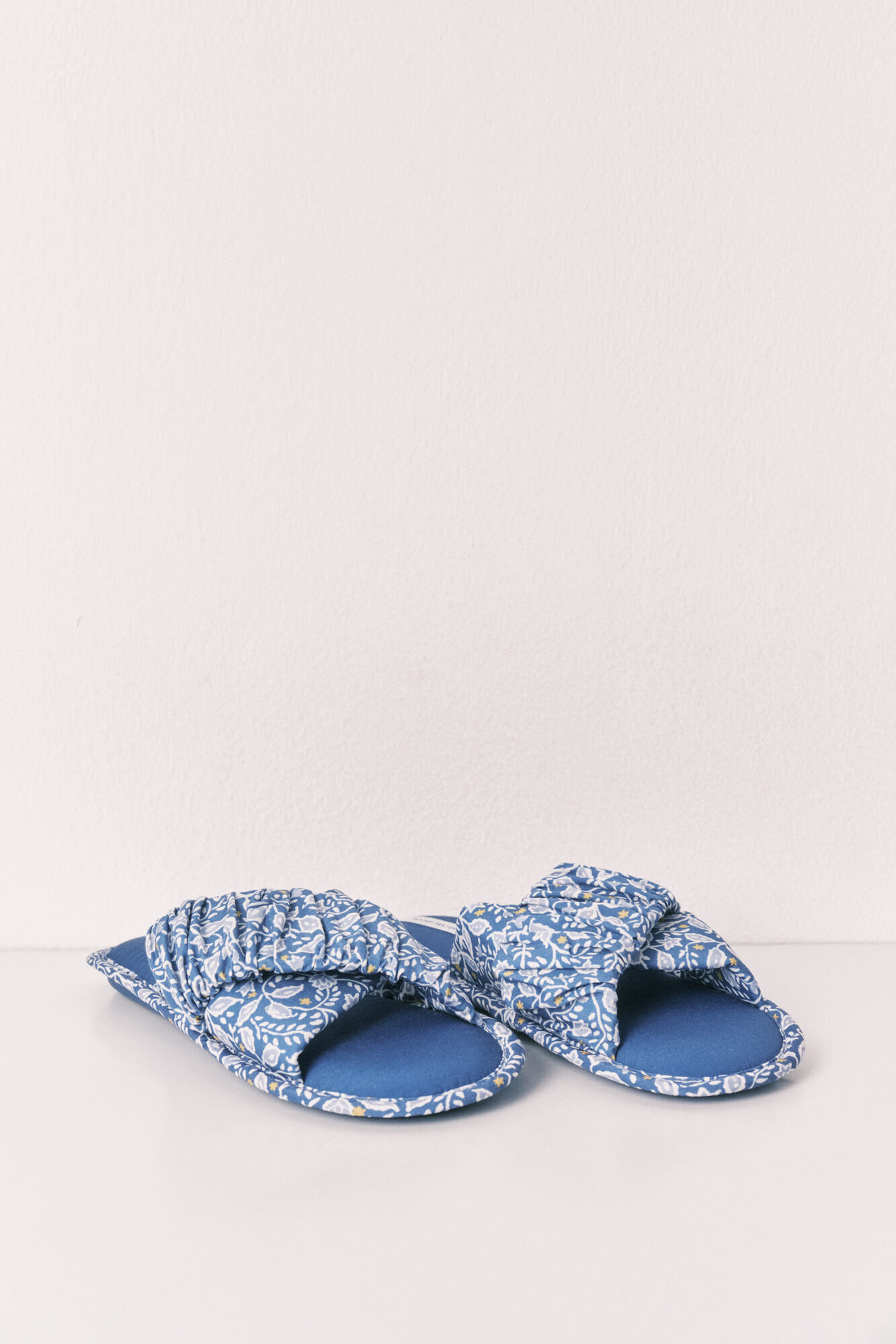 Women'secret Blue slippers travel pack
