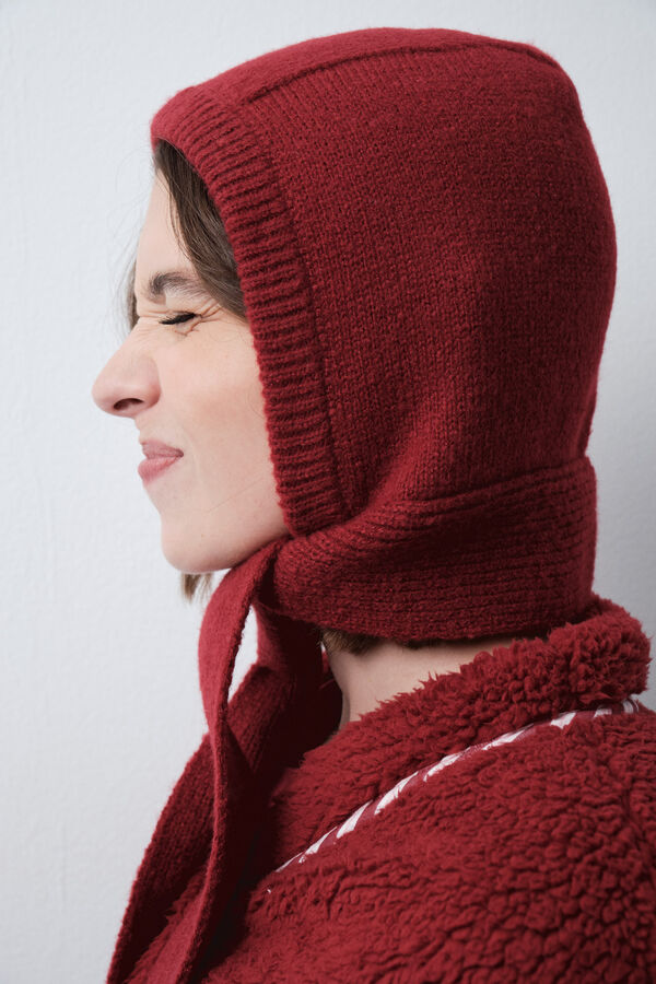 Women'secret Red knit bow hood red