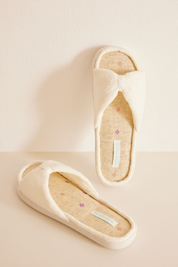Womensecret White embroidered slippers grey