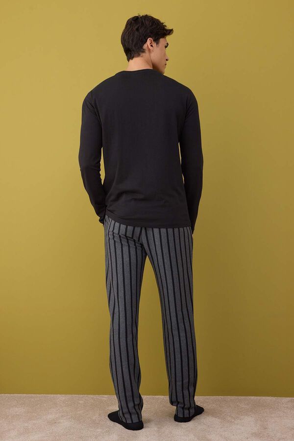 Trendyol Striped Textured Pyjama Set Top black