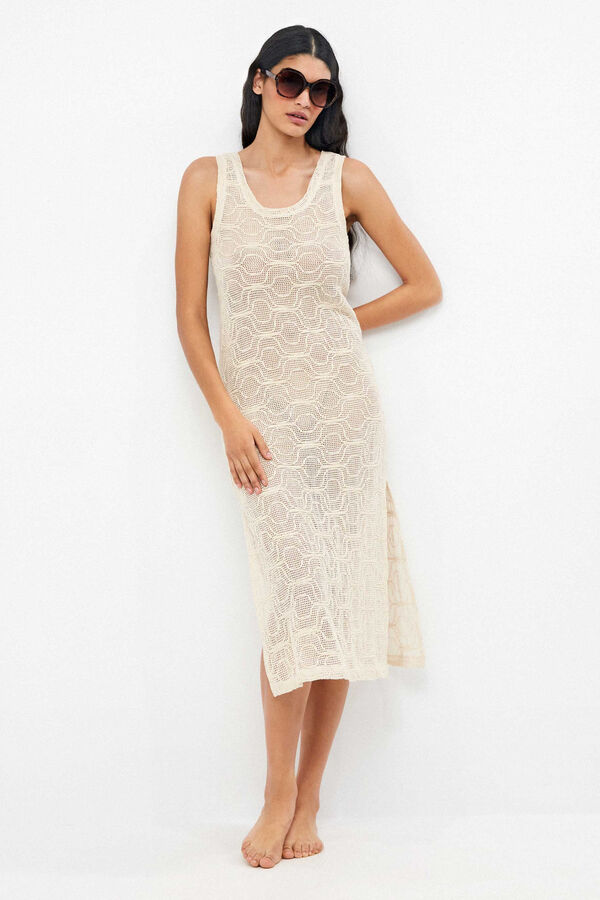 Gisela Vestido recto midi crochet beige