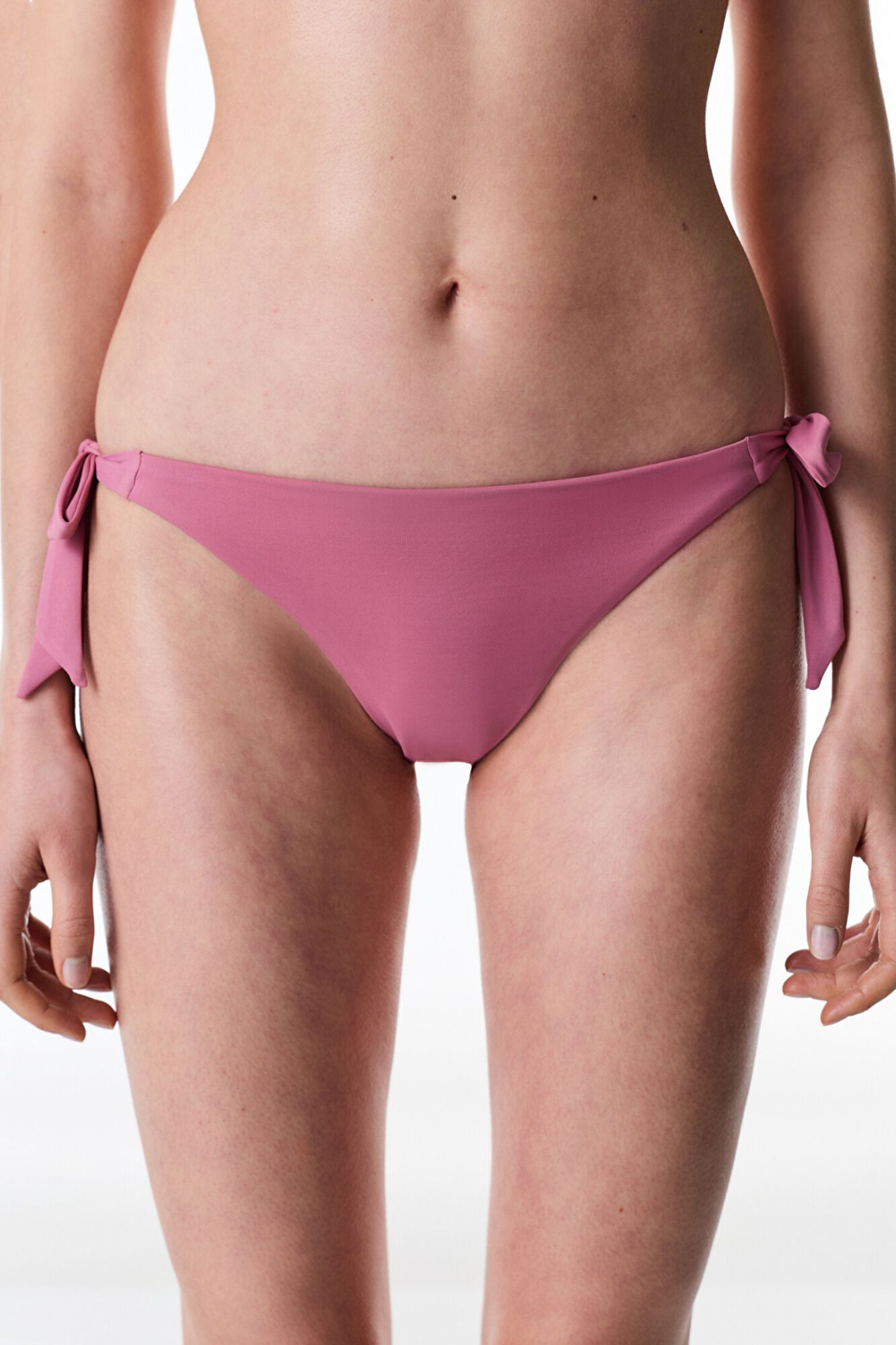 Penti Braga bikini brasile&ntilde;a lazos