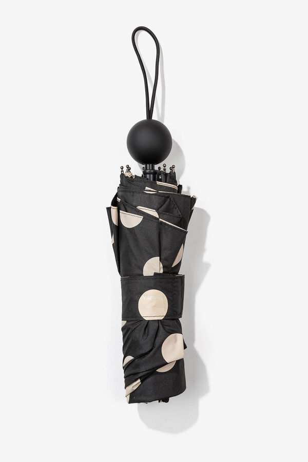 Vilanova P&ouml;tty&ouml;s &ouml;sszecsukhat&oacute; esernyő fekete