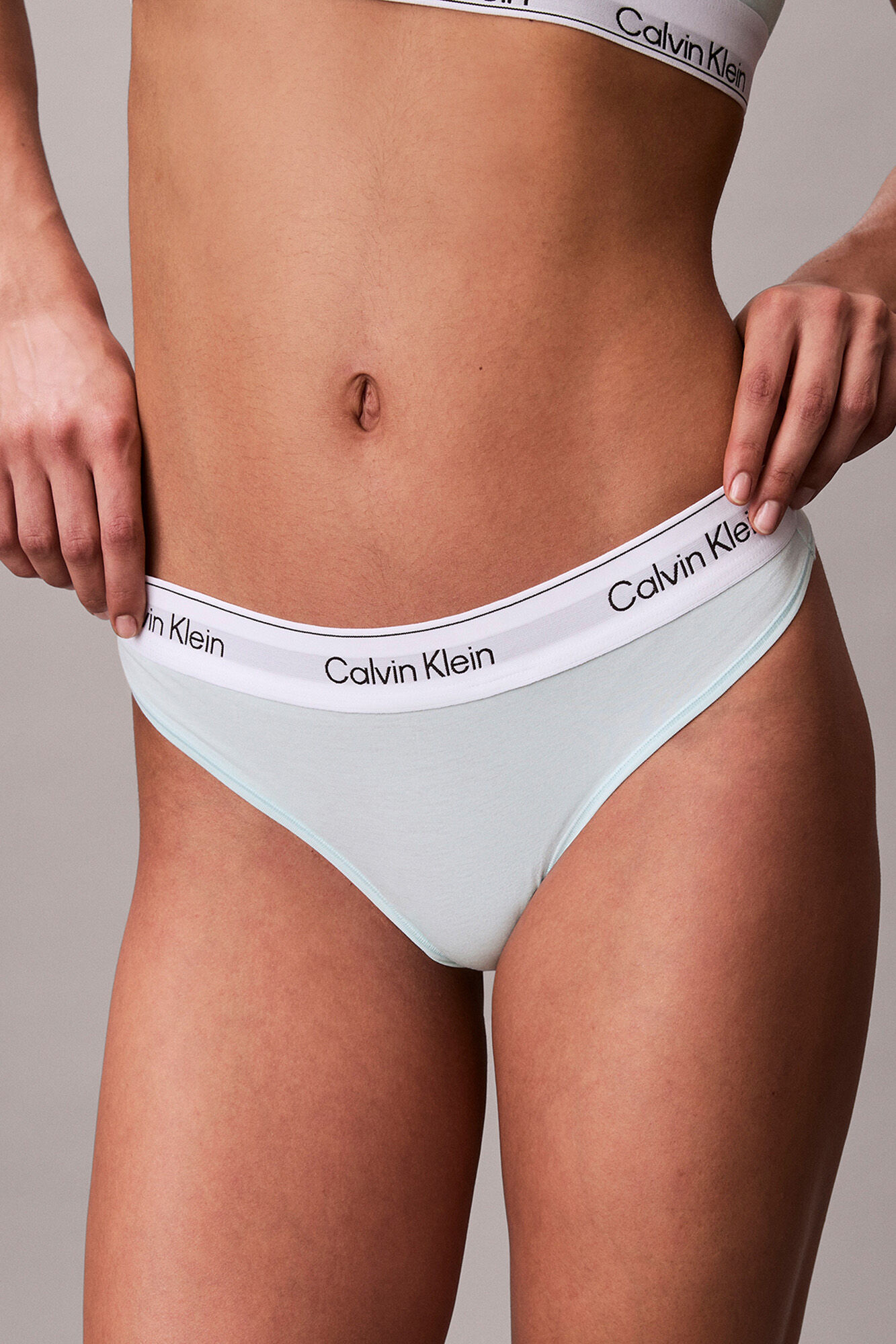 Calvin Klein Tanga fio dental com logo