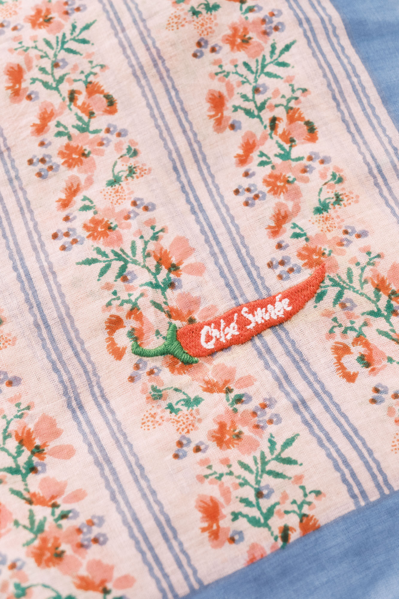 Women'secret &Scaron;arena prugasta marama