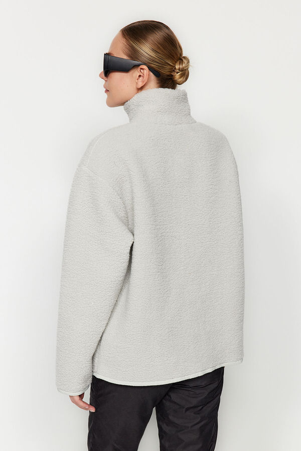 Trendyol Chaqueta forro polar gris borrego  gris