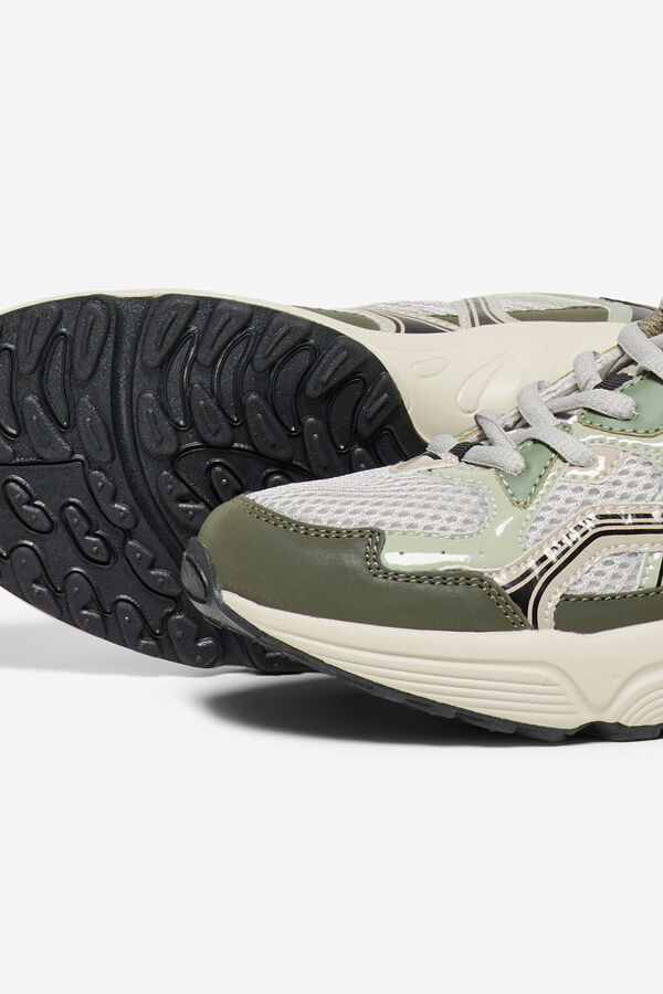 Only Play Design esportivo com cadar&ccedil;o verde