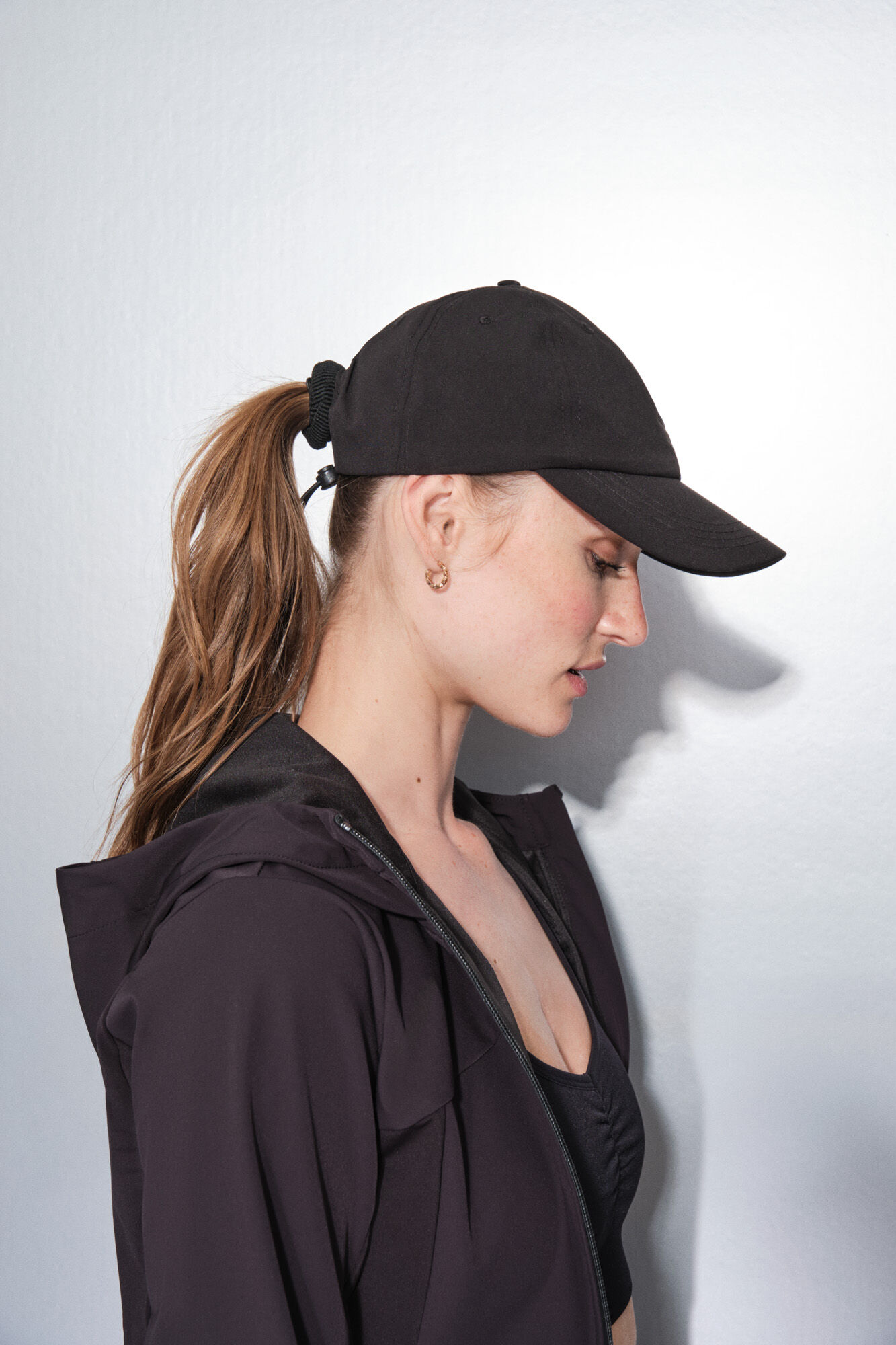 Womensecret Conjunto de gorra, mochila y ri&ntilde;onera 