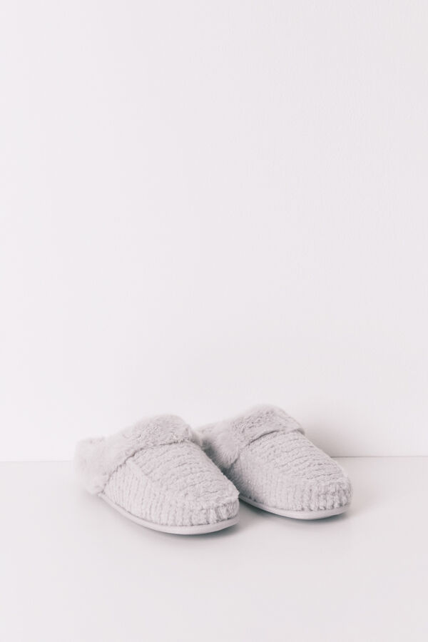 Womensecret Slippers and pyjamas set 