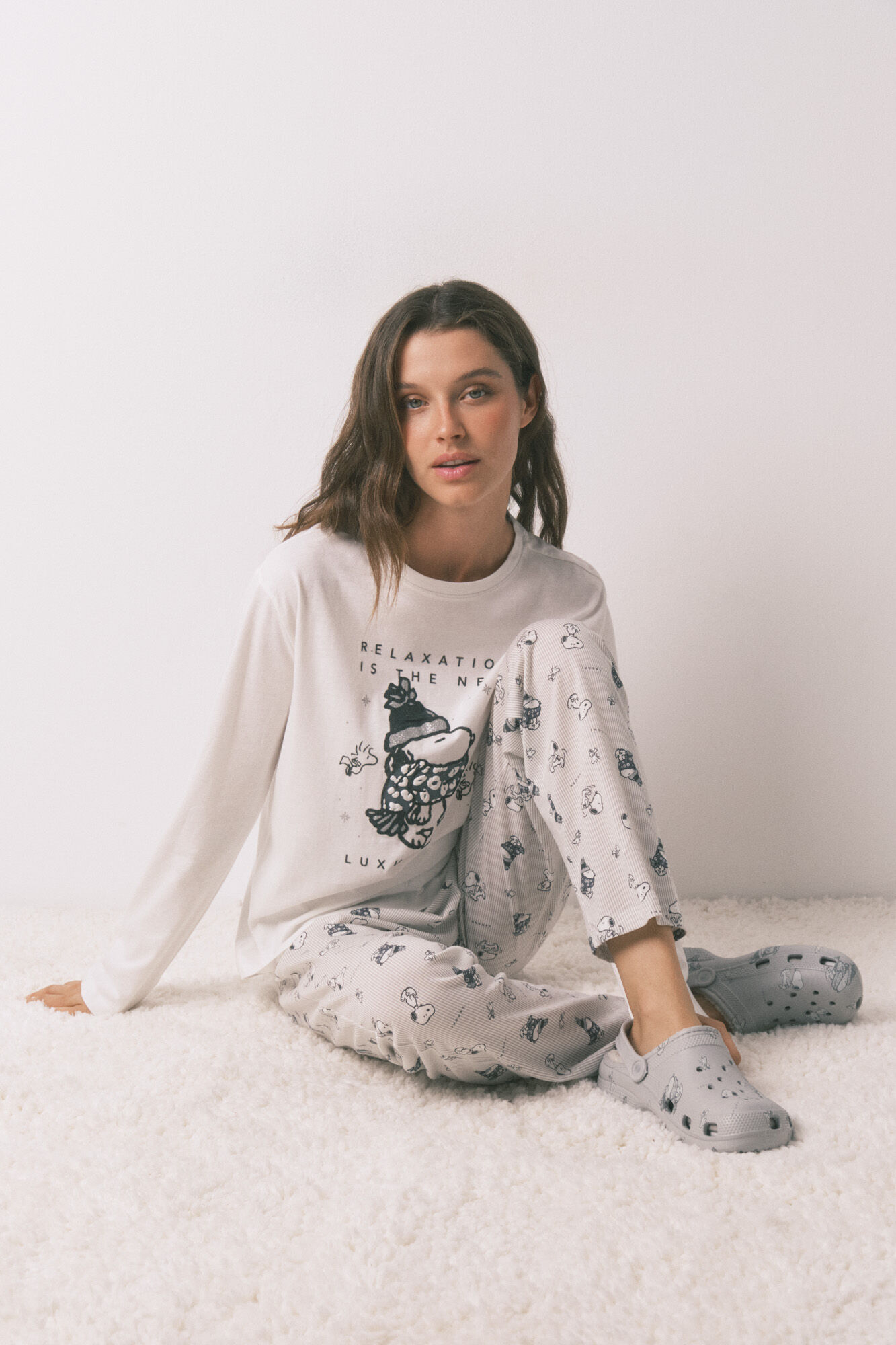 Womensecret Slippers and pyjamas set 