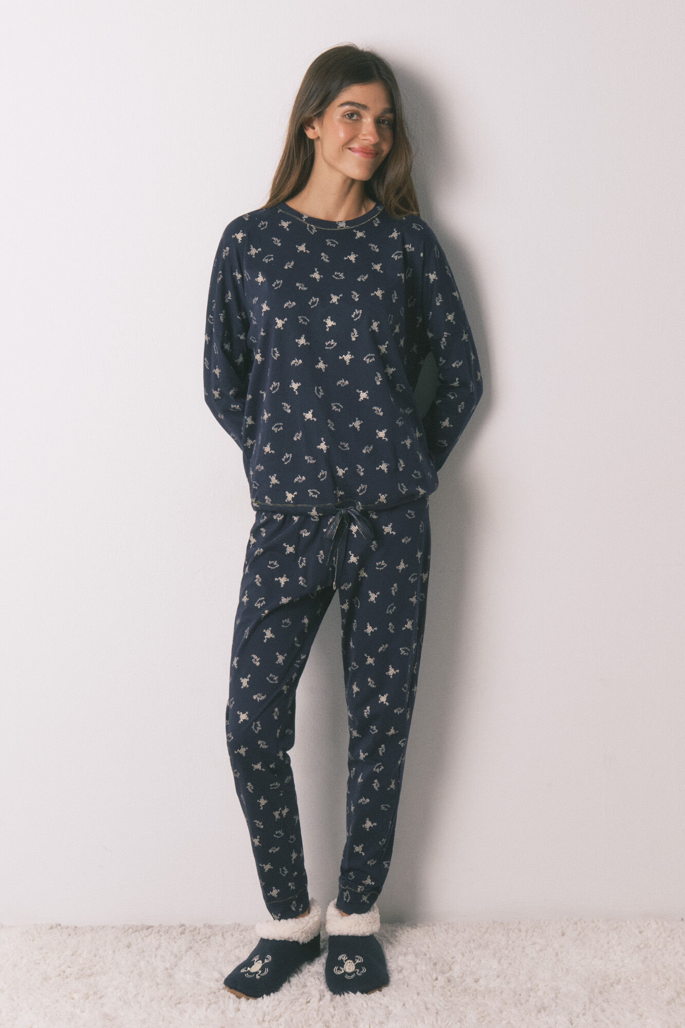 Womensecret Ensemble lot, robe, chaussettes et pyjama 