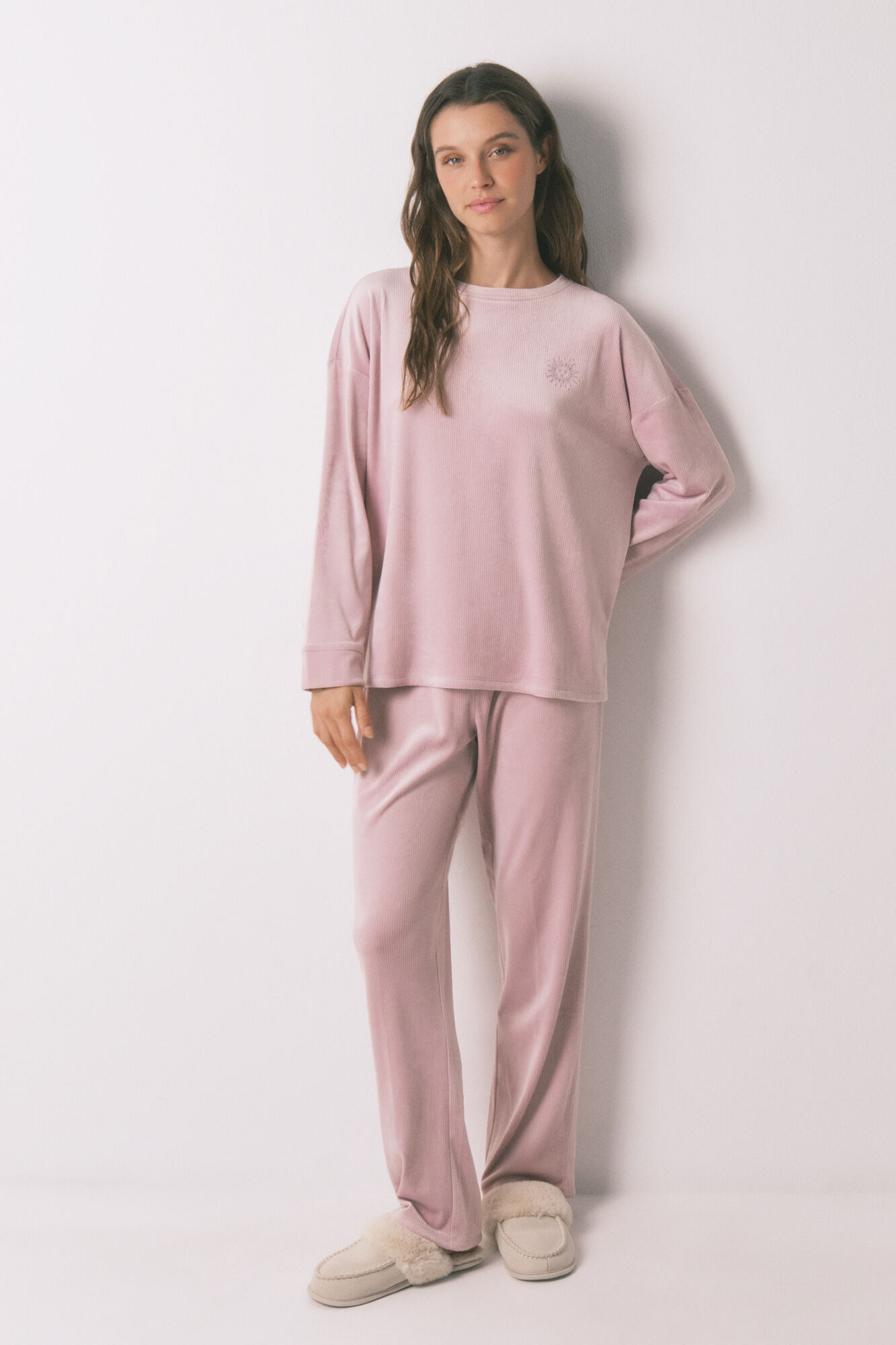 Womensecret Slippers and pajamas set 