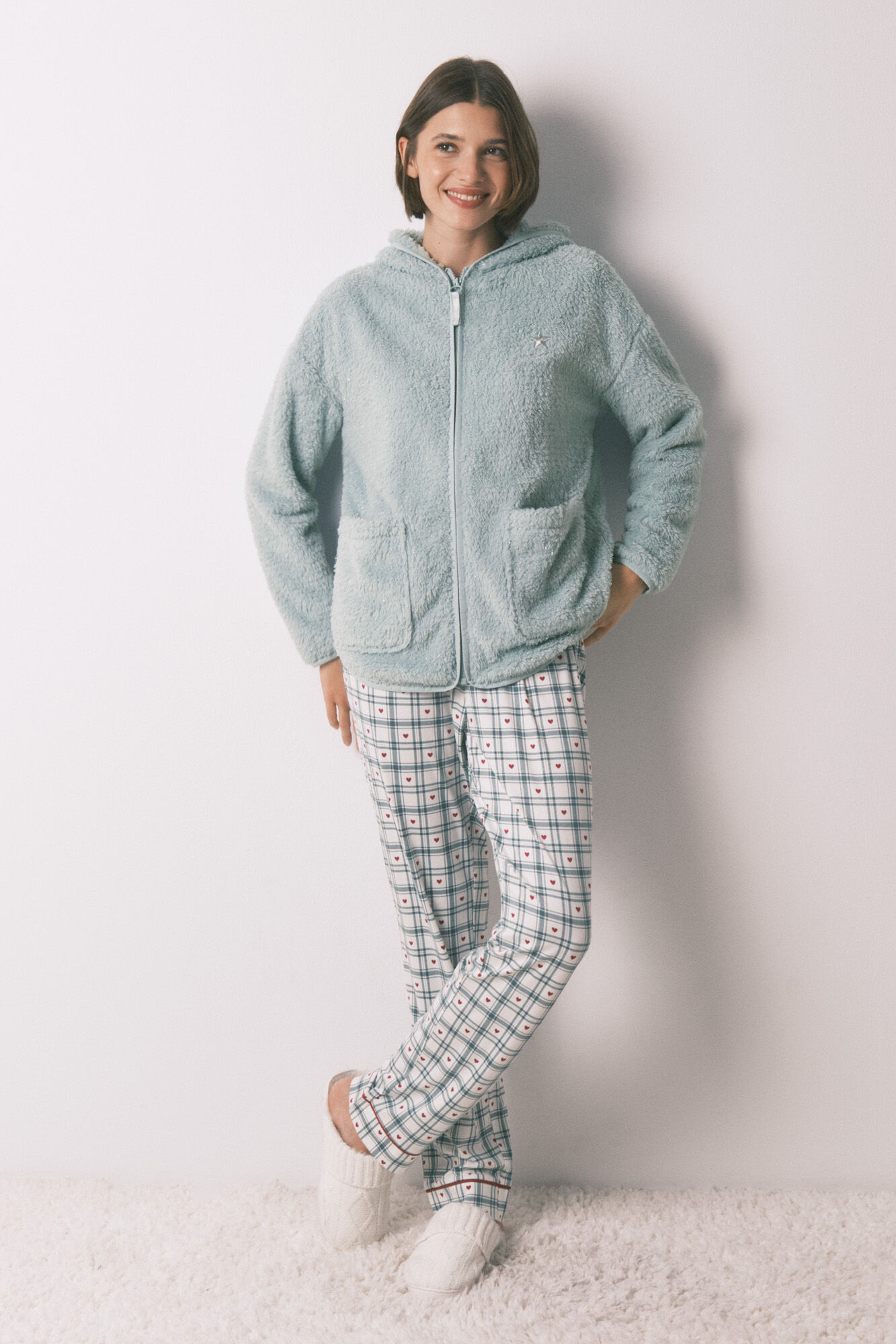 Womensecret Slippers and fabric set 