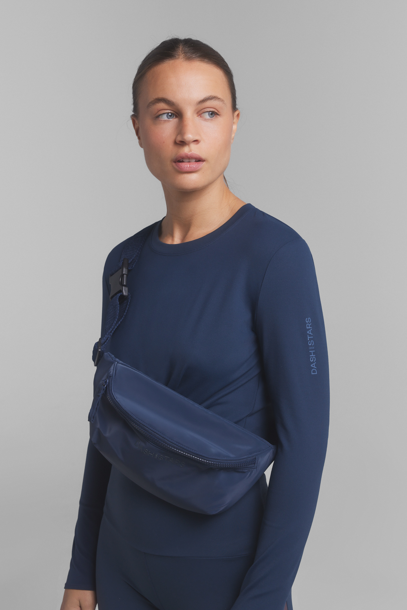 Riñonera técnica azul. Special colab @ffitcoco