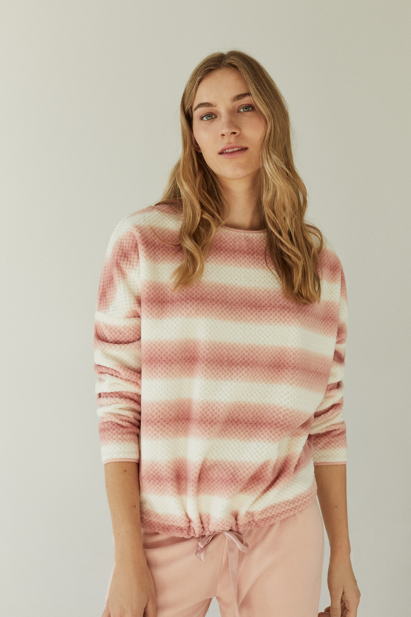 Conjunto de pijama largo polar rosa HONEST | Pijamas largos | Women'secret