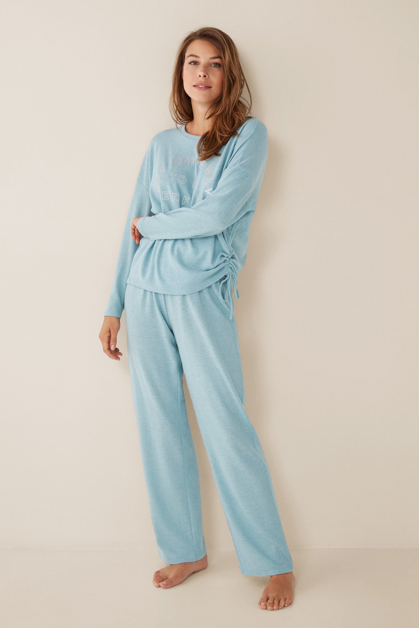 Пижама длинная купить. Вумен Сикрет пижама. Пижама женская длинная. Пижама женская из Муслима. Пижама с длинными штанами.