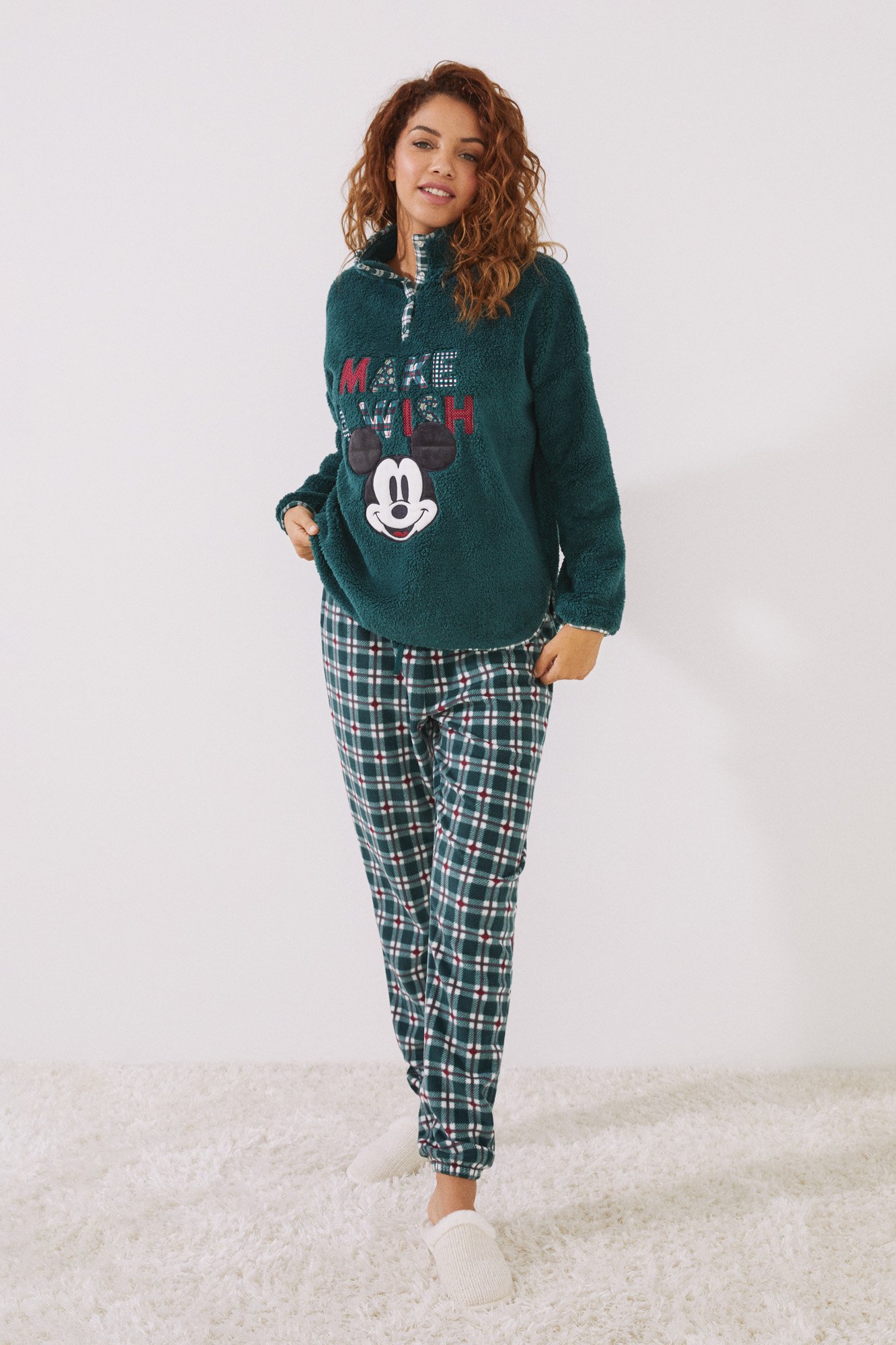 largo polar borreguito Mickey Mouse | Pijamas y Homewear | WomenSecret