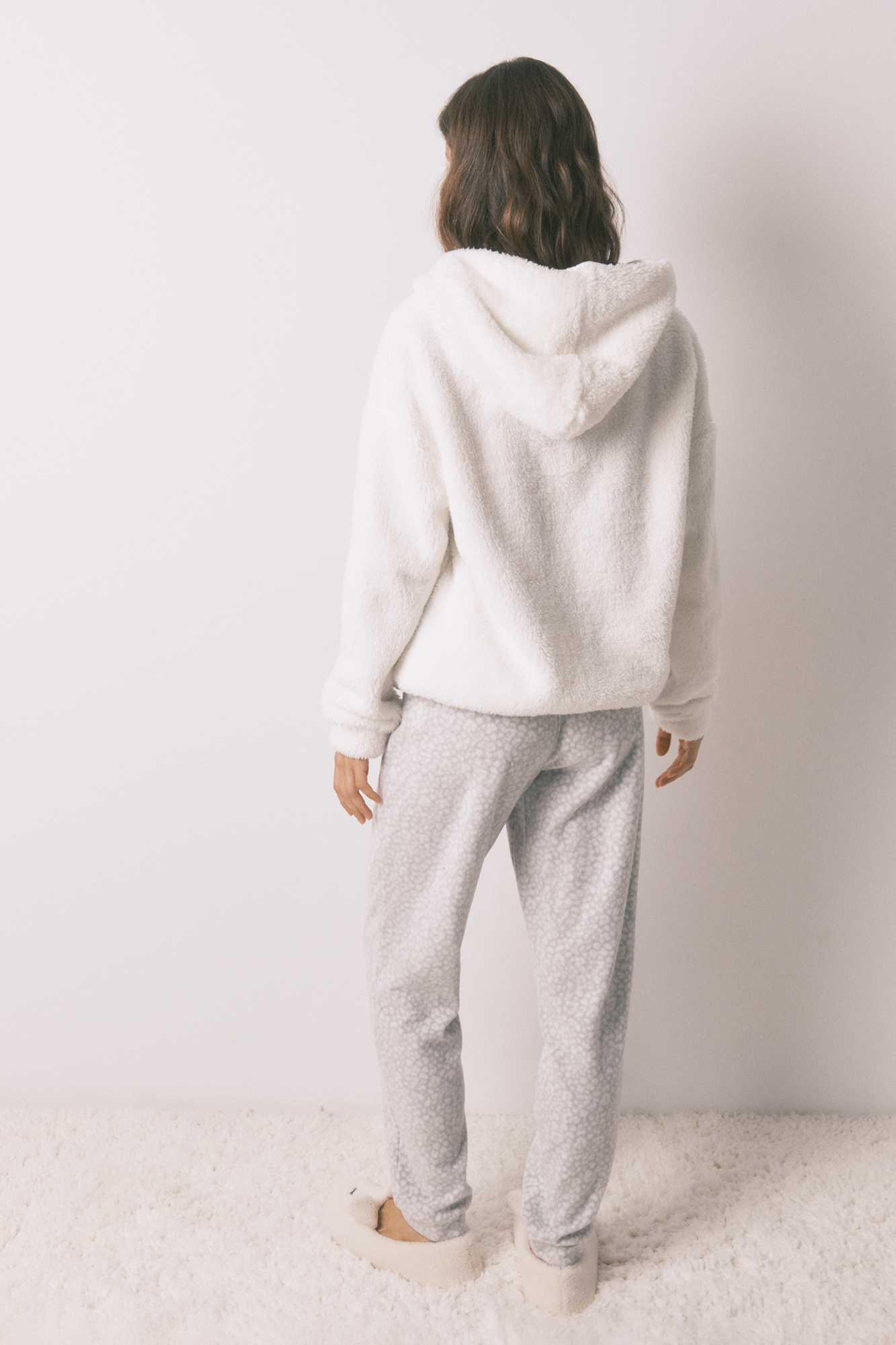 Pijama largo polar estampado animal Miffy Pijamas de mujer