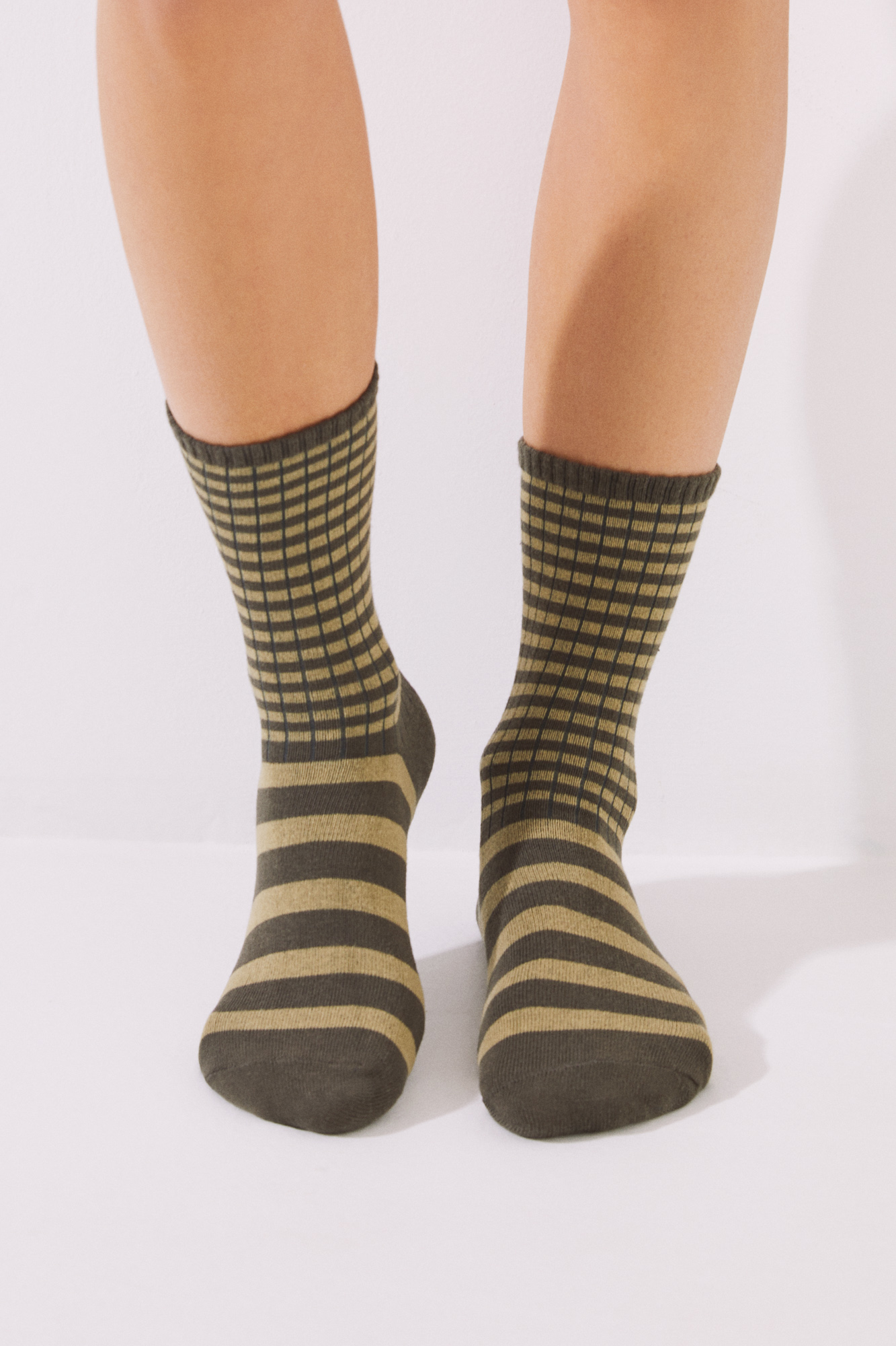 Calcetines algodón rayas verde | Panties, medias, calcetines y leggings | WomenSecret