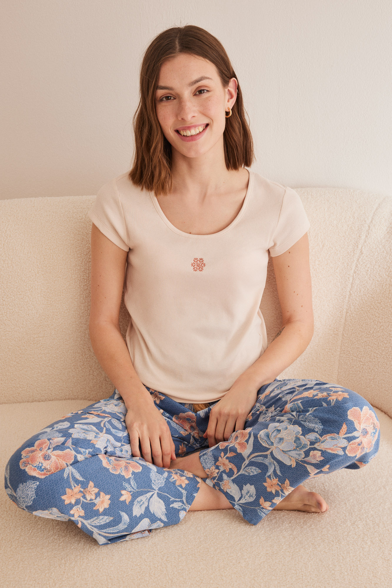 Pantalón largo flores azul | Ropa de dormir de mujer y homewear | WomenSecret