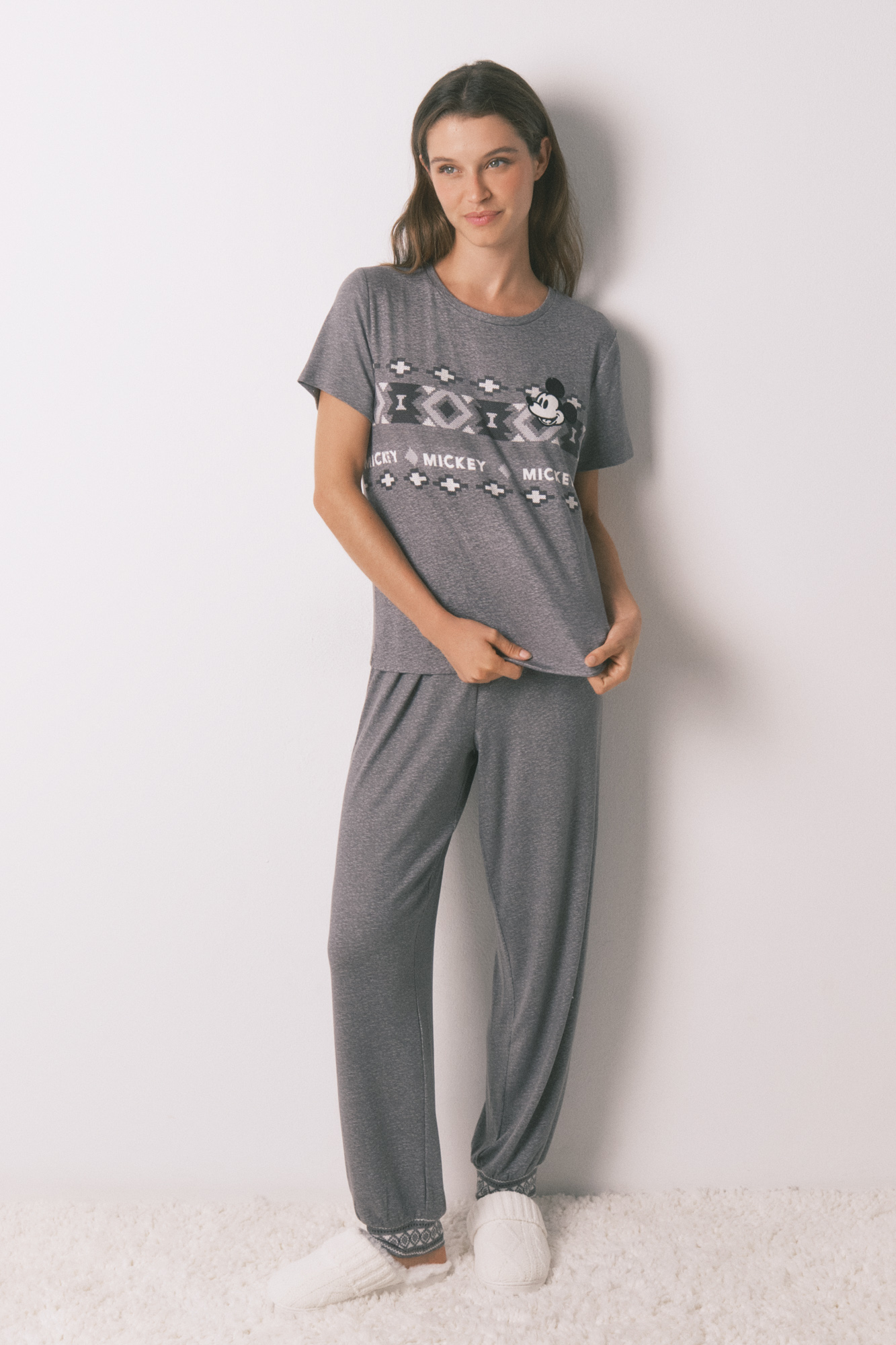 Pijama largo manga corta Mickey Pijamas de mujer WomenSecret